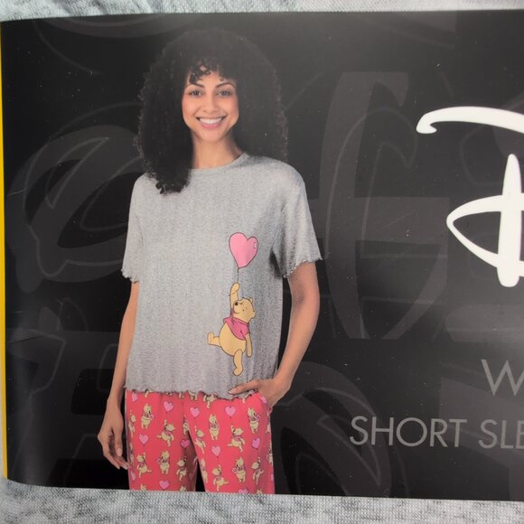 Disney Winnie the Pooh Women's Short Sleeve Pajama Set M - Picture 8 of 8